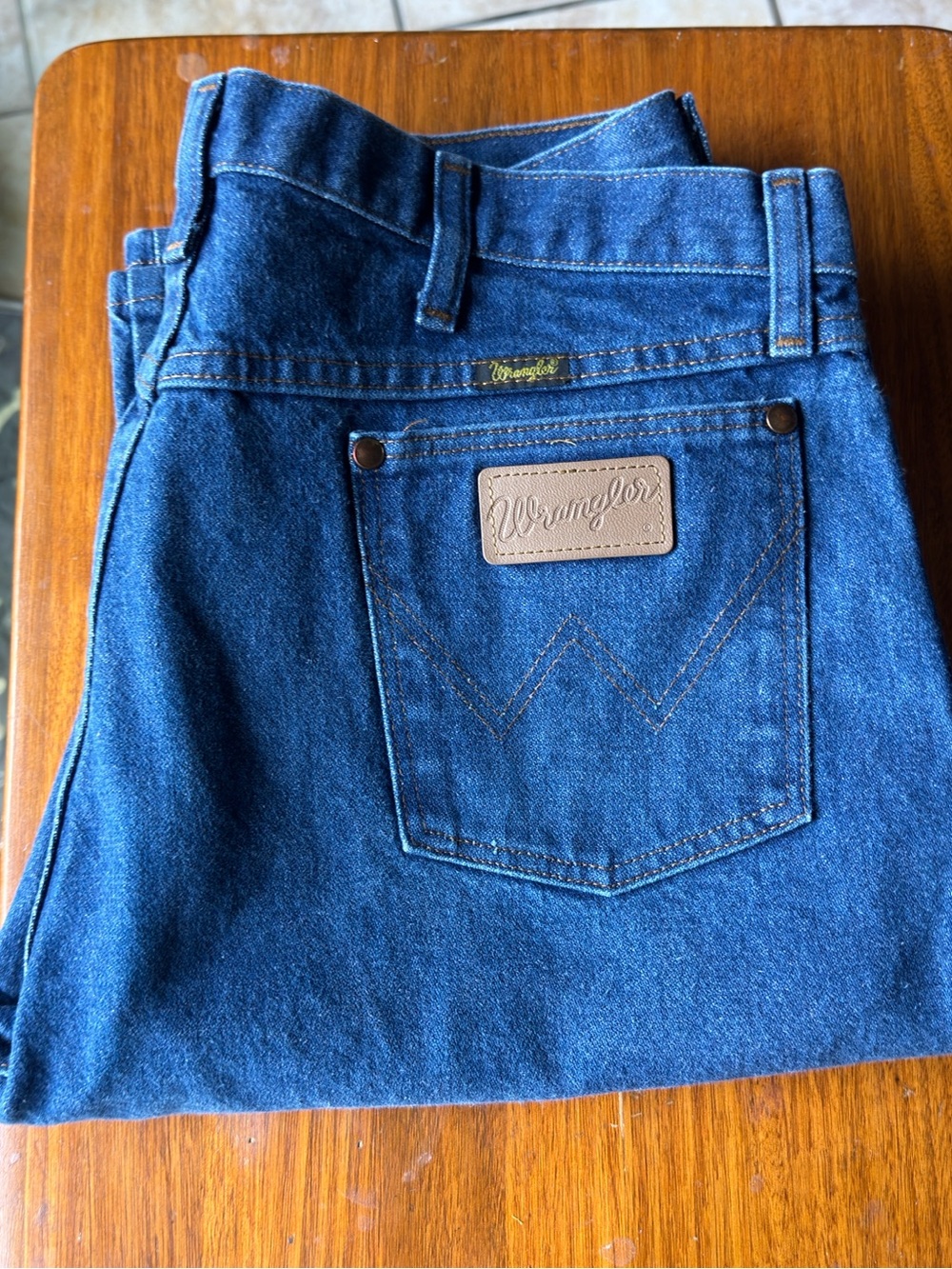 Wrangler Men’s Dark Blue Relaxed Jeans